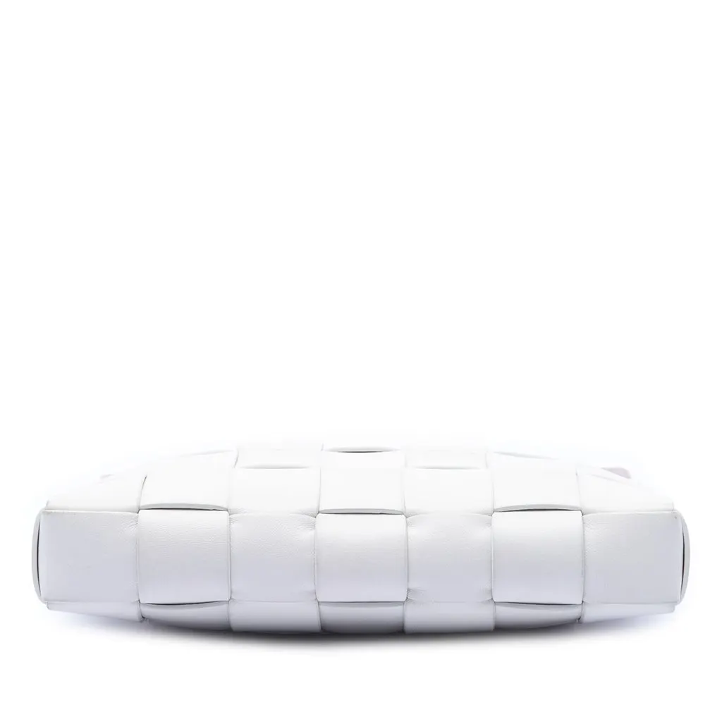 Bottega Veneta Lambskin Maxi Intrecciato The Snap Clutch White Leather Very good - Inside View