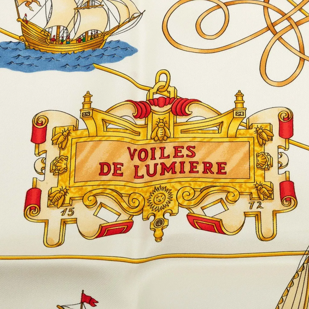 Hermès Voiles de Lumiere Silk Scarf 90 White Silk Very good - Box View