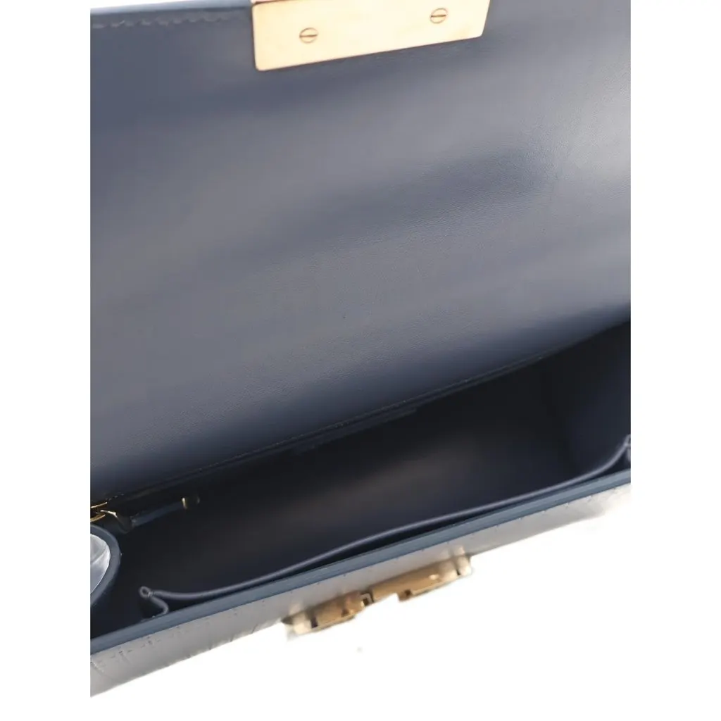 Dior Calfskin Microcannage 30 Montaigne Chain Flap Blue Leather Very good - Model View