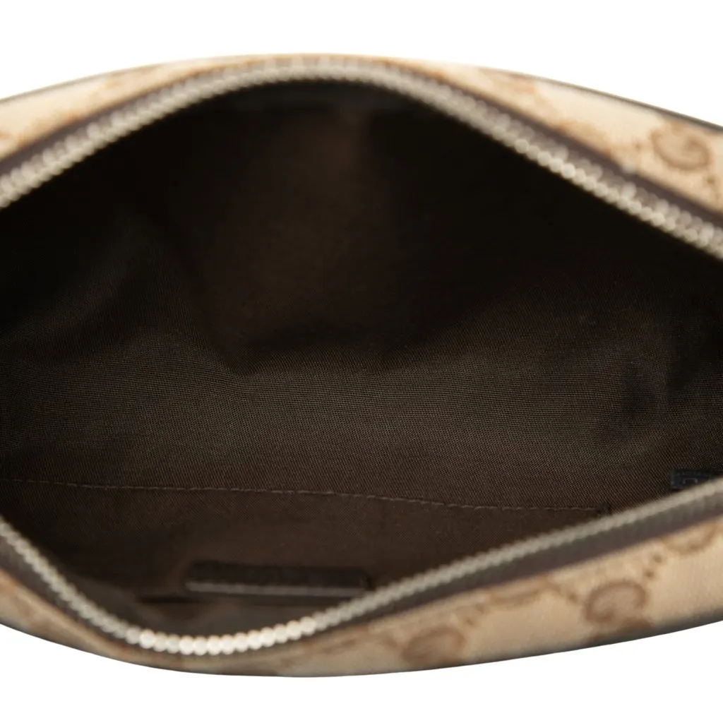 Gucci GG Canvas Belt Bag Beige Very good - Model View