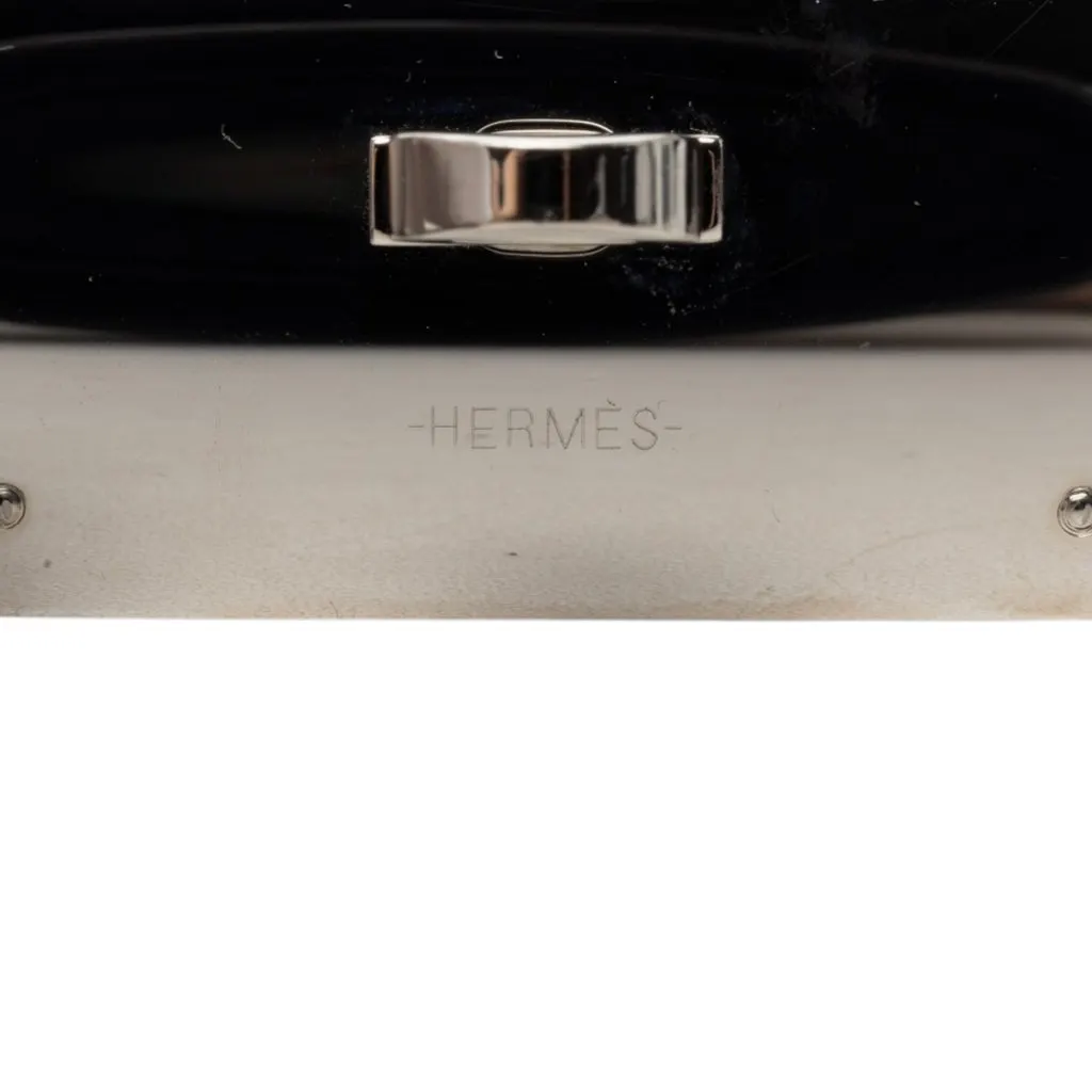 Hermès Epsom and Palladium Plated Kelly Extreme Dog Bracelet Orange Leather Very good - Model View