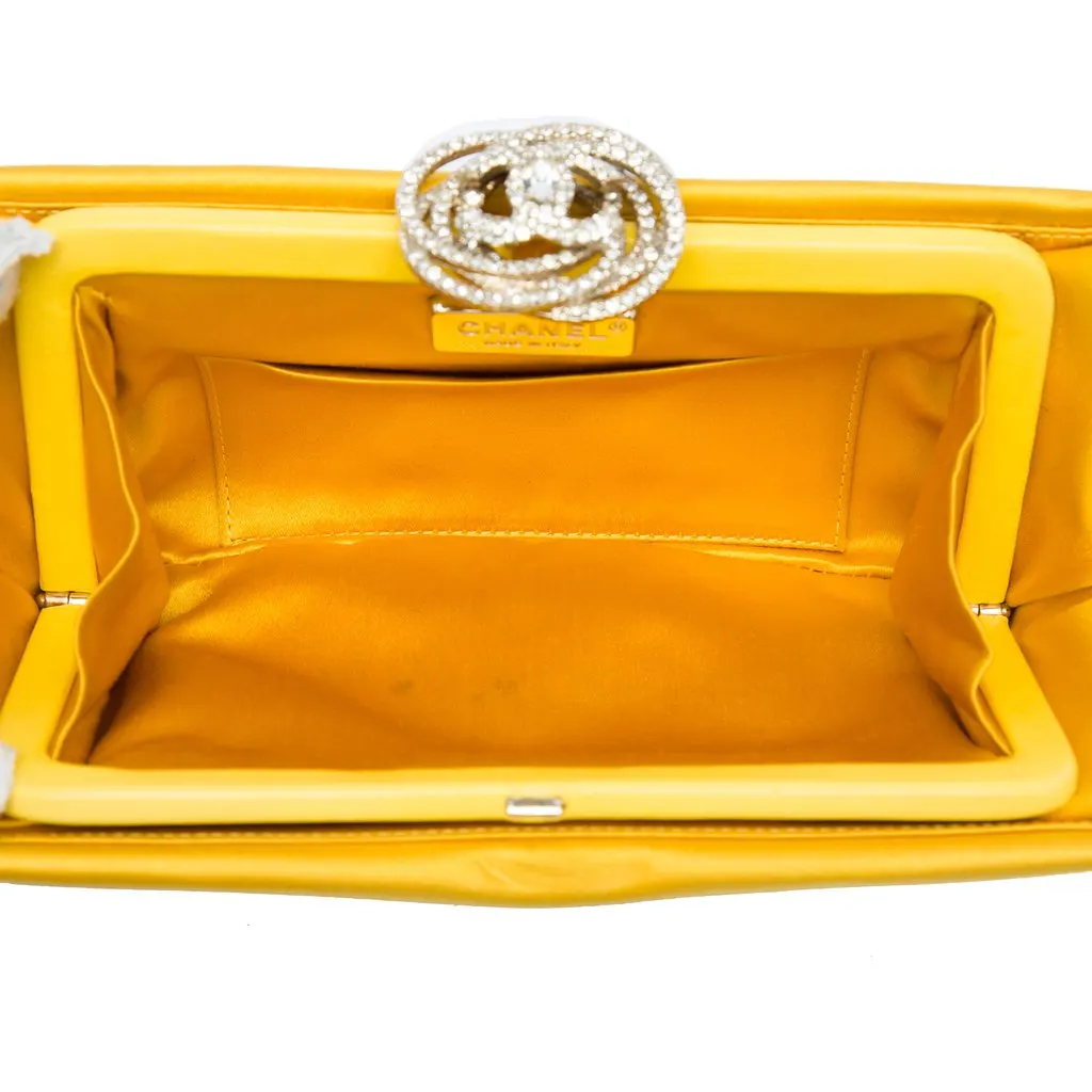 Chanel Satin Crystal Camellia Evening Frame Clutch Yellow Very good - Model View