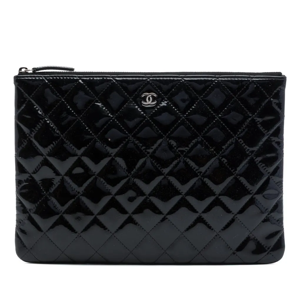 Chanel Medium Quilted Patent O Case Clutch Black Leather Very good - Front View
