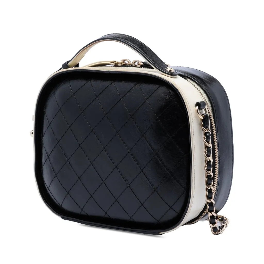 Chanel Small CC Crumpled Calfskin Vanity Case Beige Leather Very good - Back View