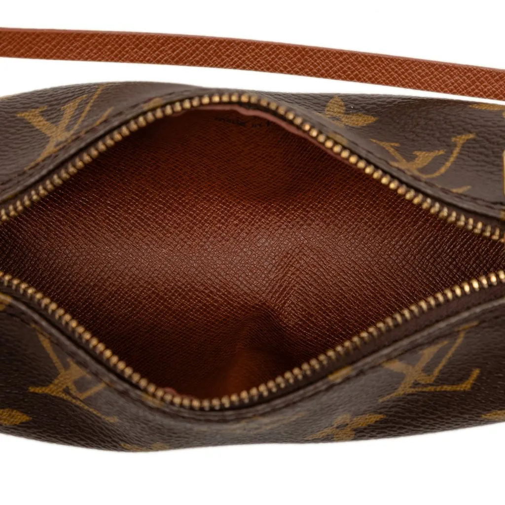 Louis Vuitton Monogram Papillon Pochette Brown Very good - Model View