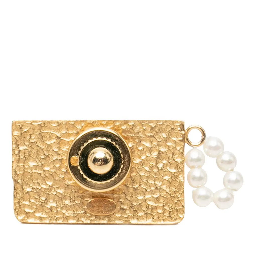 Chanel CC Gold Plated Choco Bar Enamel and Faux Pearl Flap Bag Brooch Gold Metal Very good - Back View
