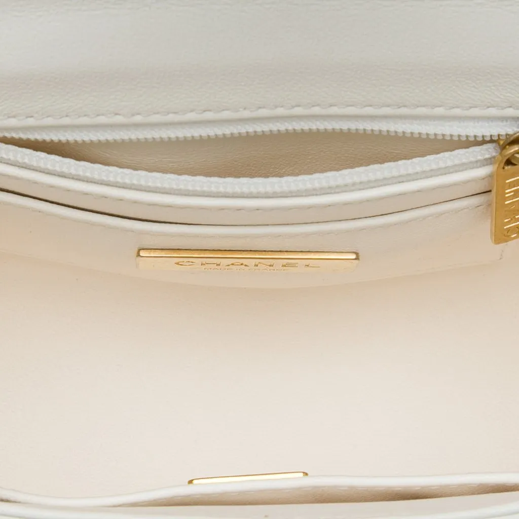 Chanel Mini CC Quilted Lambskin Vanity Top Handle Cosmetic Case White Leather Very good - Model View