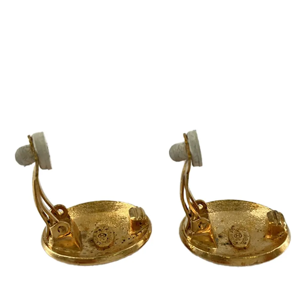 Chanel CC Gold Plated Round Clip On Earrings Gold Metal Very good - Model View