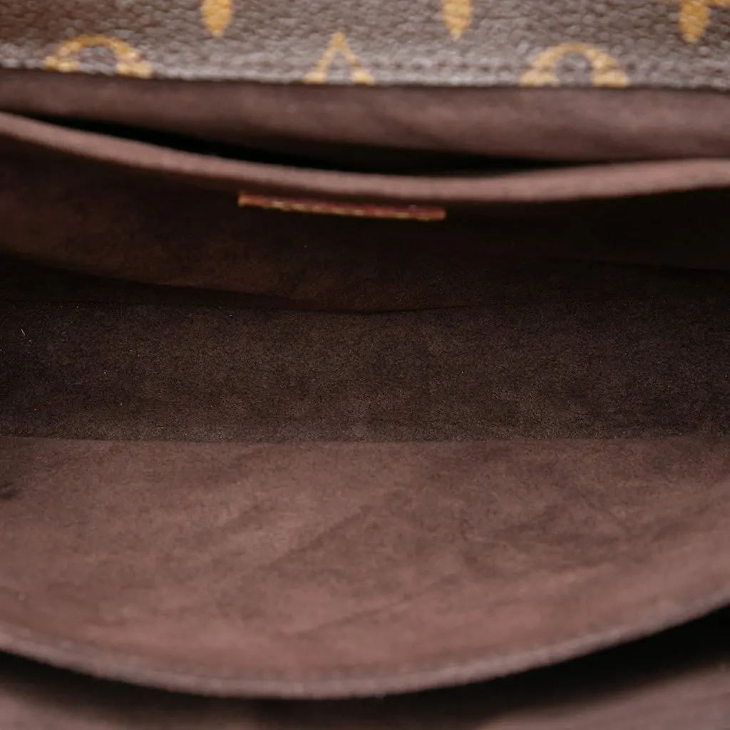 Louis Vuitton Monogram Pochette Metis Brown Very good - Model View