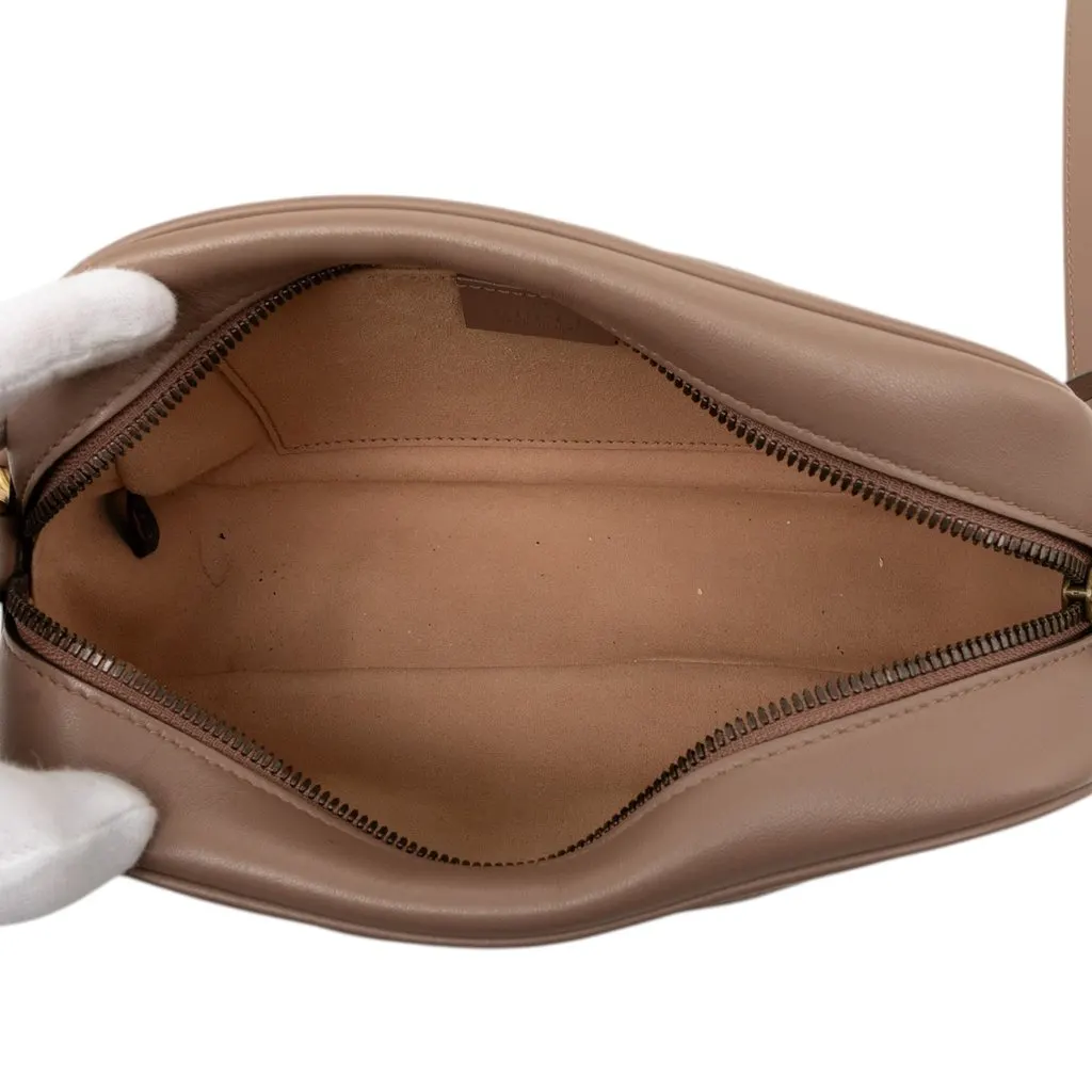 Gucci Small GG Marmont Matelasse Leather Crossbody Brown Leather Very good - Model View
