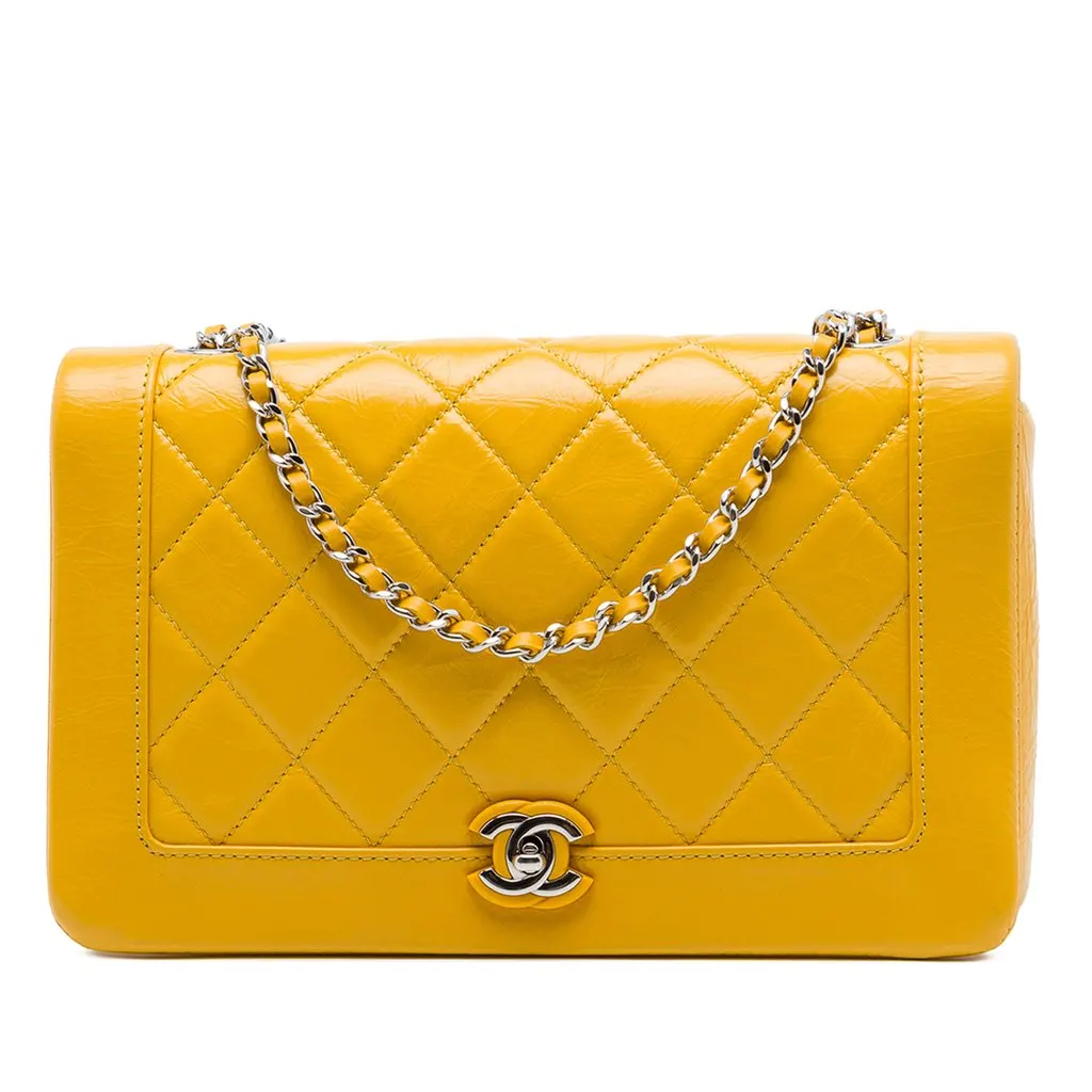 Chanel Crumpled Calfskin Bi Quilted Vintage Full Flap Yellow Leather Very good - Front View