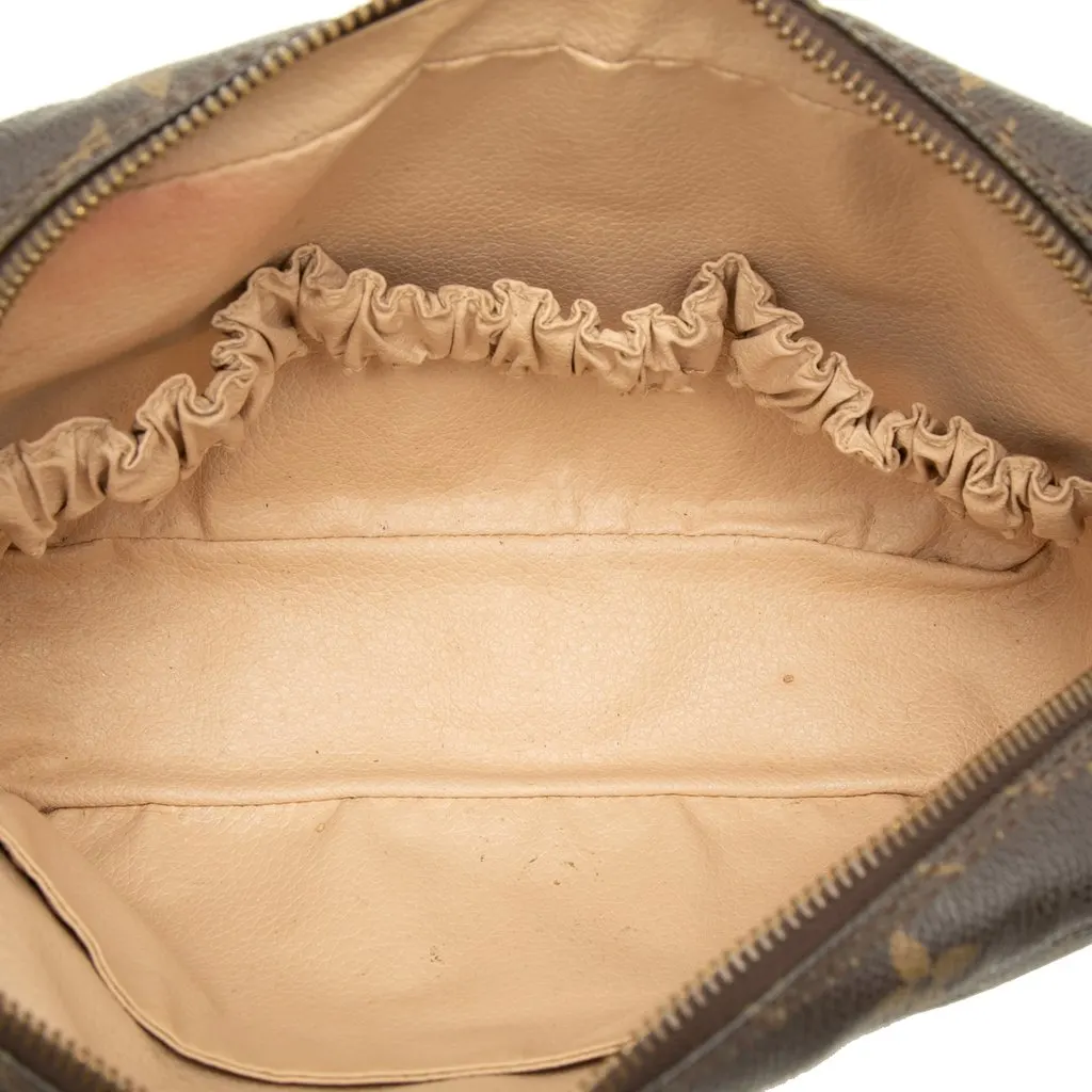 Louis Vuitton Monogram Trousse Toilette 23 Brown Canvas Very good - Model View