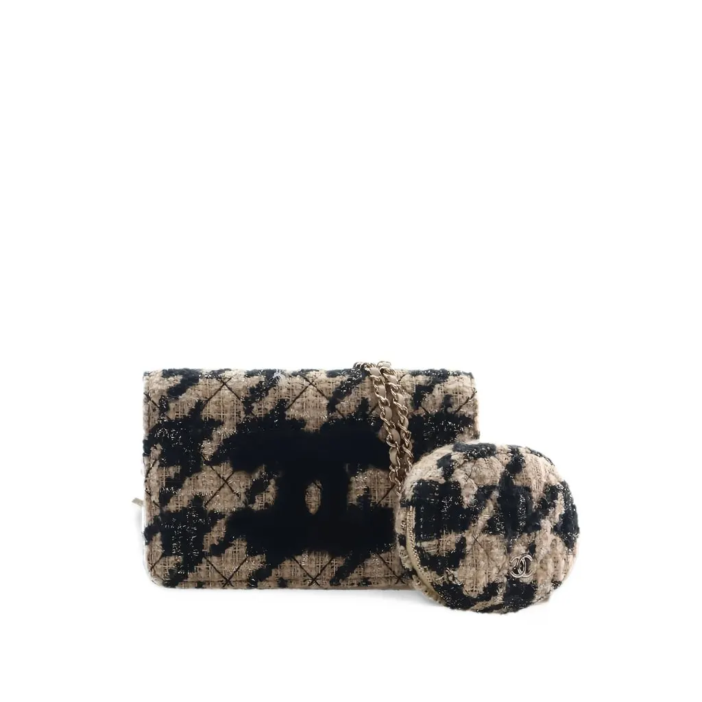 Chanel CC Houndstooth Tweed and Shearling Wallet On Chain Beige Tweed Very good - Front View