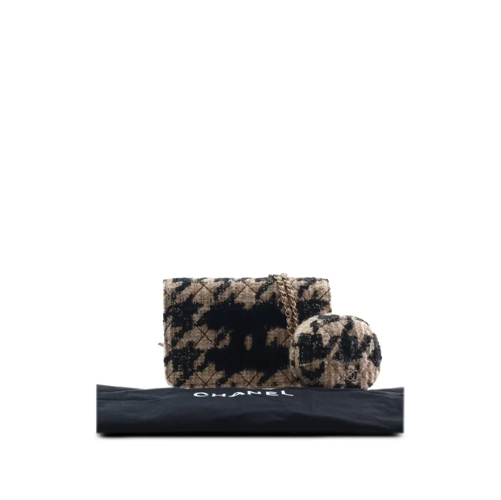 Chanel CC Houndstooth Tweed and Shearling Wallet On Chain Beige Tweed Very good - Box View