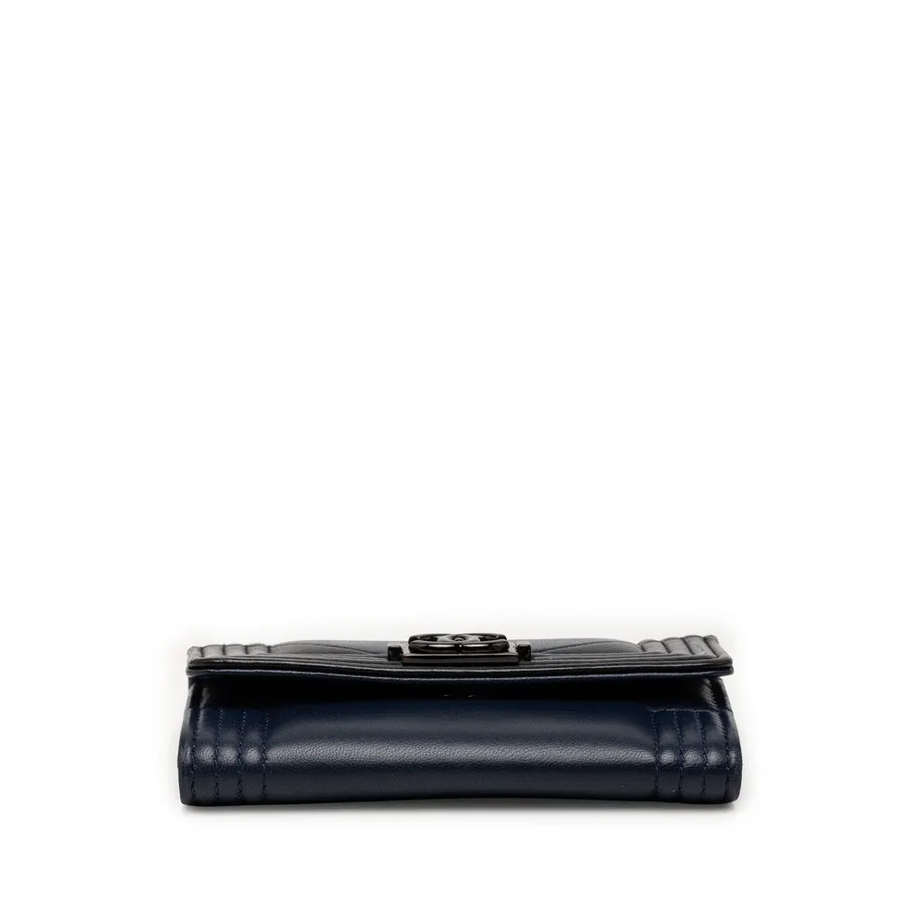 Chanel Bicolor Lambskin Boy Flap Card Holder Blue Leather Very good - Inside View