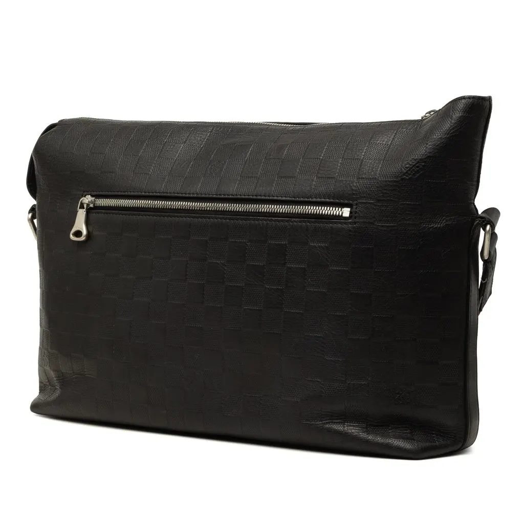Louis Vuitton Damier Infini Discovery Messenger MM Black Leather Good - Back View
