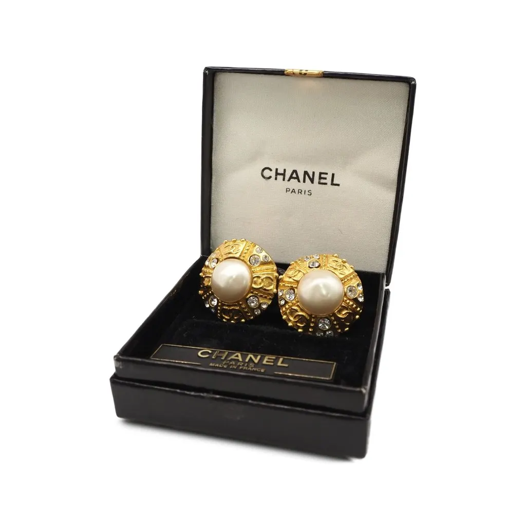 Chanel CC Gold Plated Faux Pearl and Strass Round Clip On Earrings Gold Metal Very good - Back View