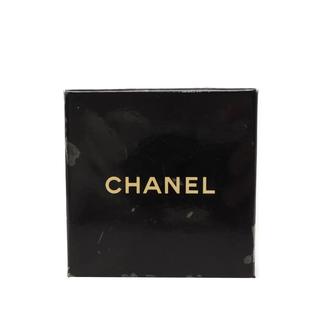 Chanel CC Gold Plated Faux Pearl and Strass Round Clip On Earrings Gold Metal Very good - Inside View