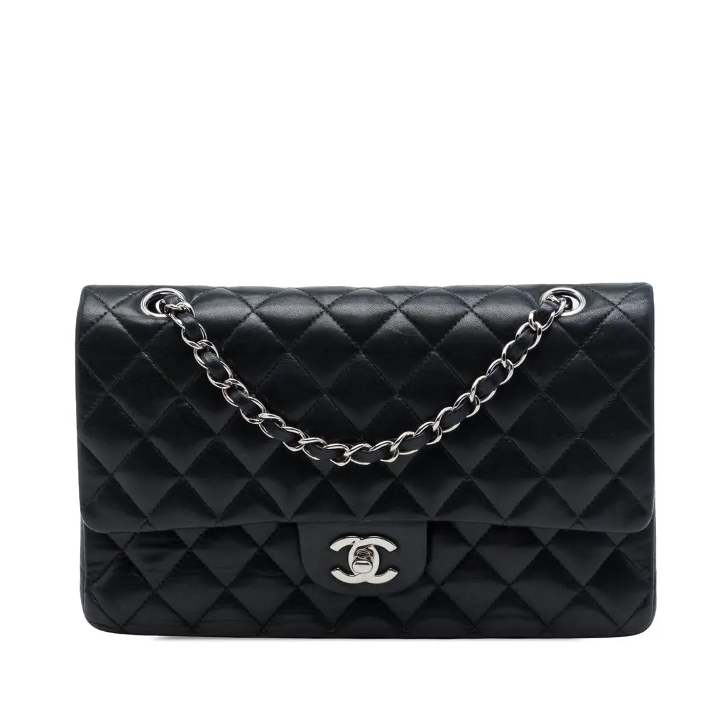 Chanel Medium Classic Lambskin Double Flap Black Leather Very good - Front View
