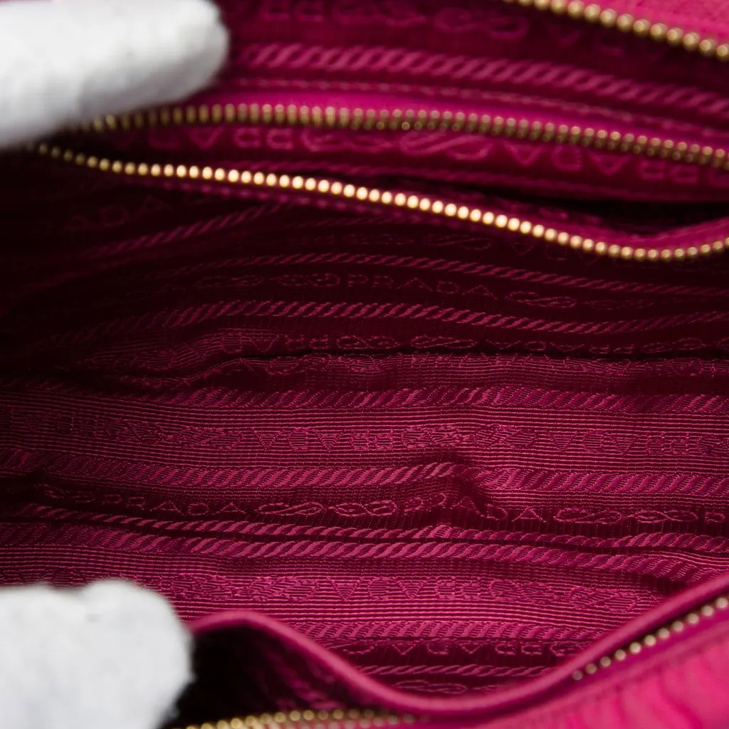 Prada Saffiano Trimmed Tessuto Chain Crossbody Pink Polyamide Very good - Model View