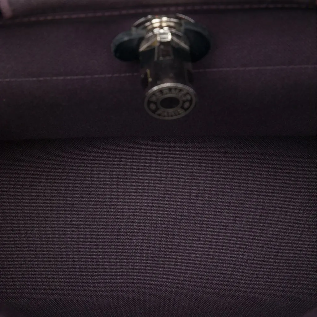 Hermès Toile Herbag Zip 31 Purple Very good - Model View