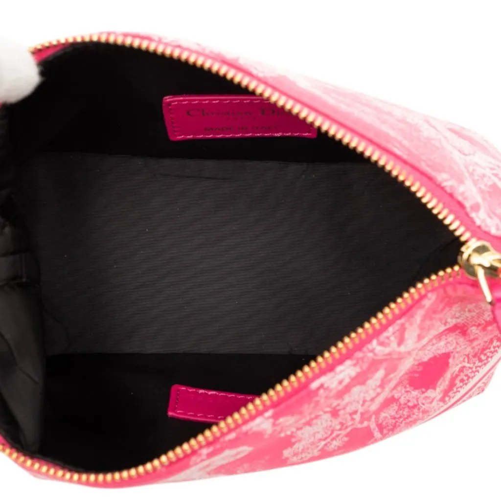 Dior Small Technical Fabric Toile de Jouy Reverse DiorTravel Nomad Pouch Pink Very good - Model View