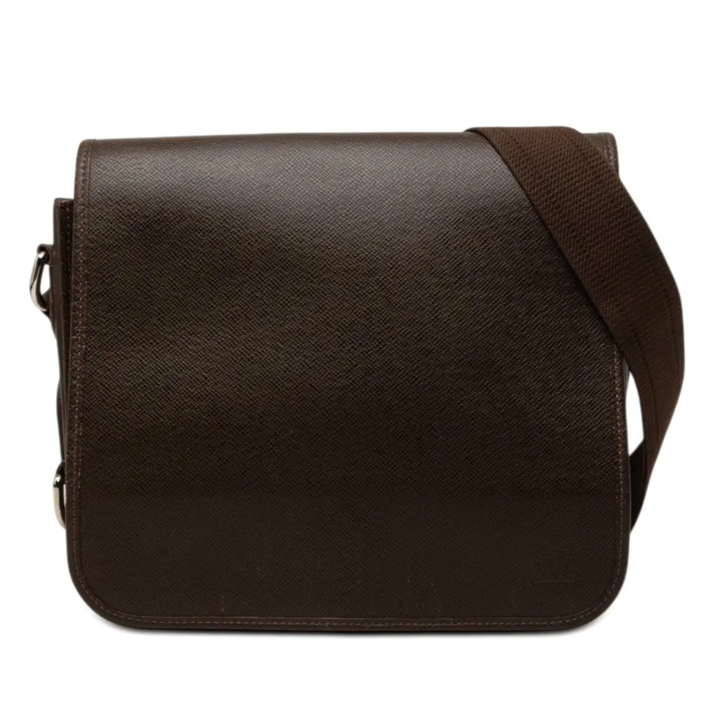 Louis Vuitton Taiga Andrei Brown Leather Good - Front View