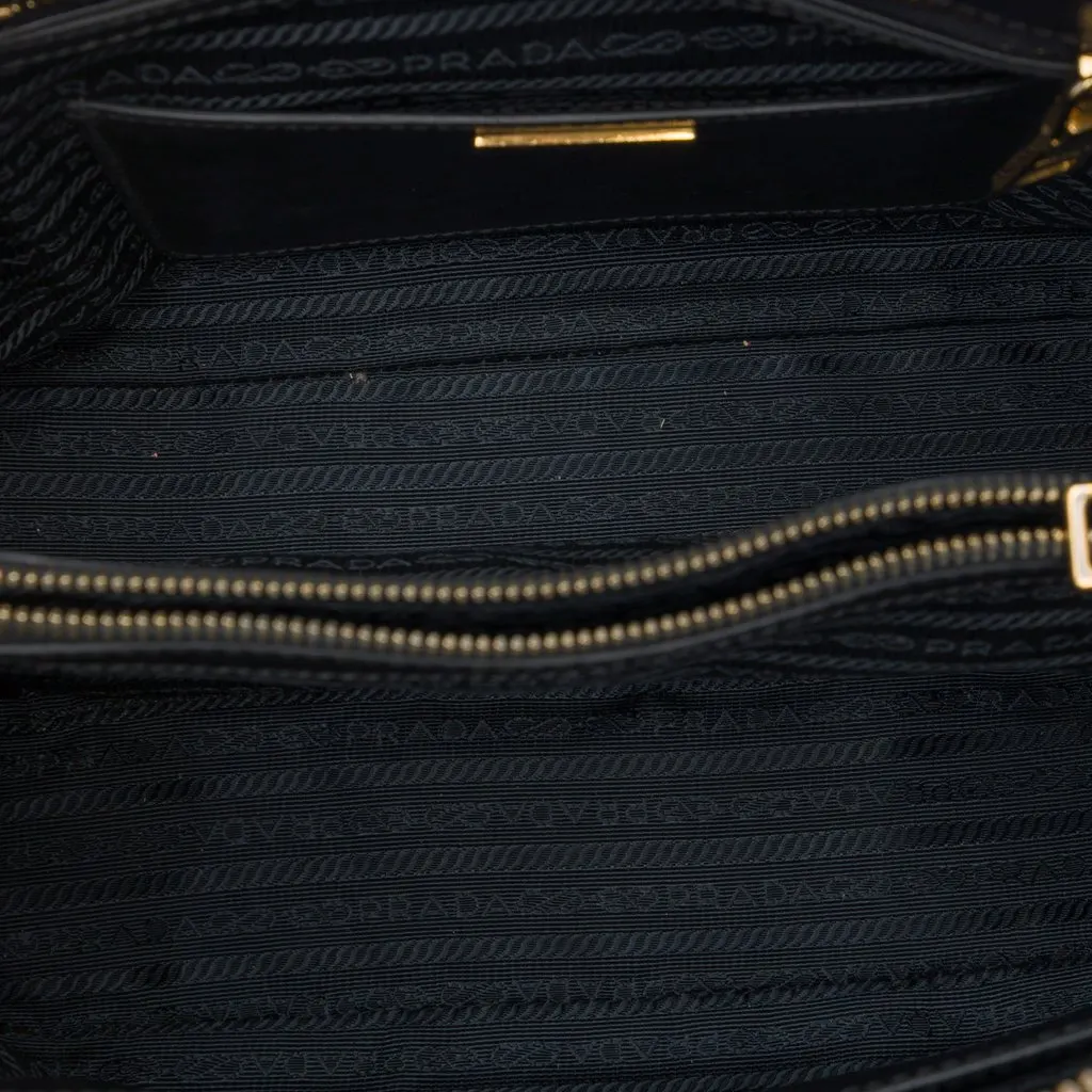Prada Medium Saffiano Lux Promenade Satchel Black Leather Very good - Model View