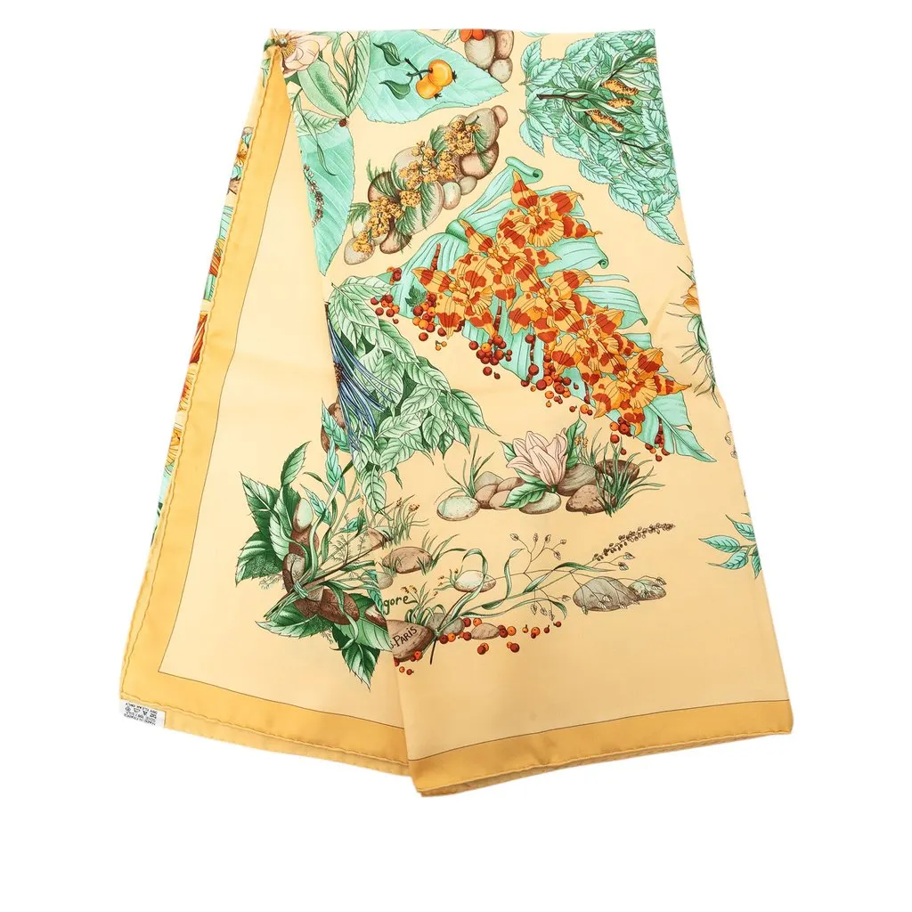 Hermès Pythagore Silk Scarf 90 Yellow Very good - Front View