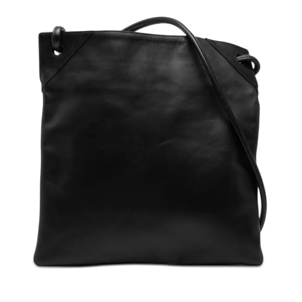 Bottega Veneta Calfskin Crossbody Black Leather Very good - Front View