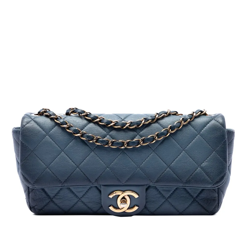 Chanel CC Quilted Calfskin Ombre Flap Blue Leather Very good - Front View