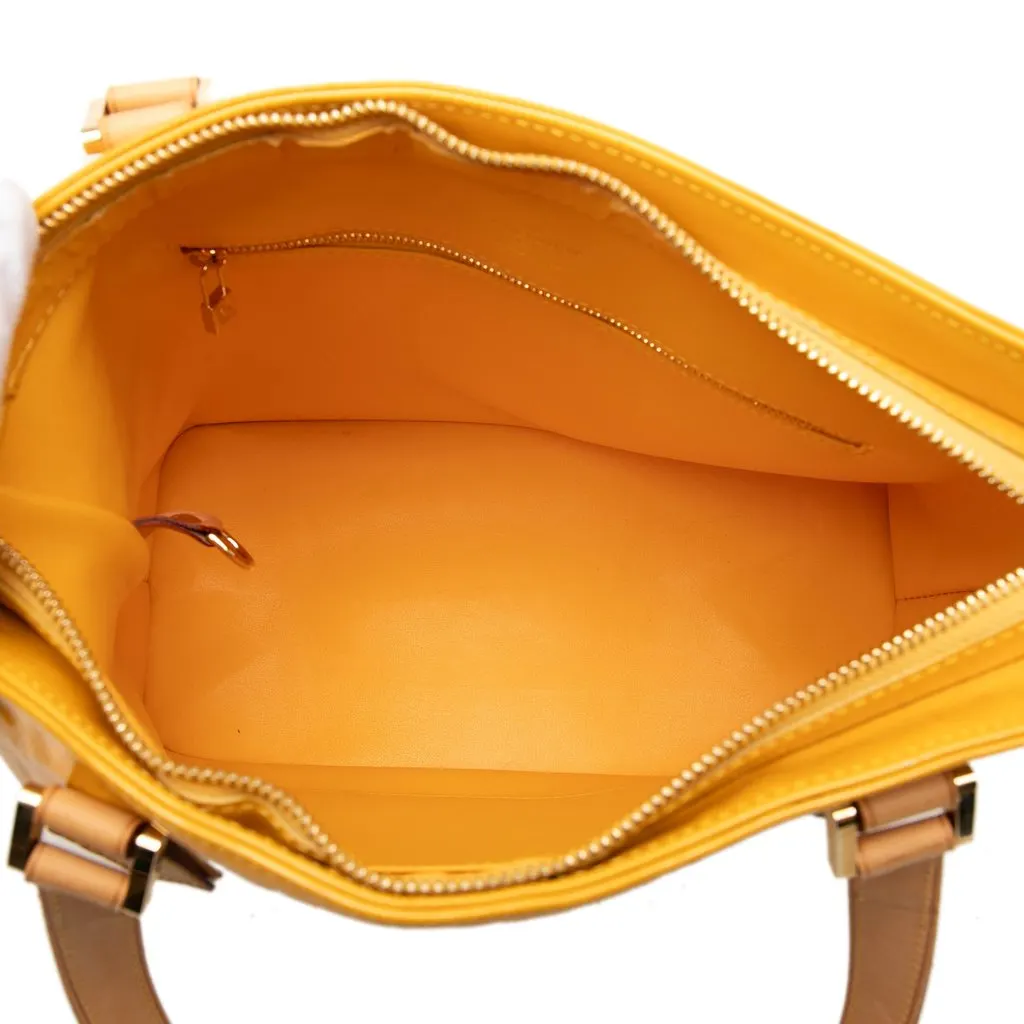 Louis Vuitton Monogram Vernis Houston Yellow Leather Very good - Model View