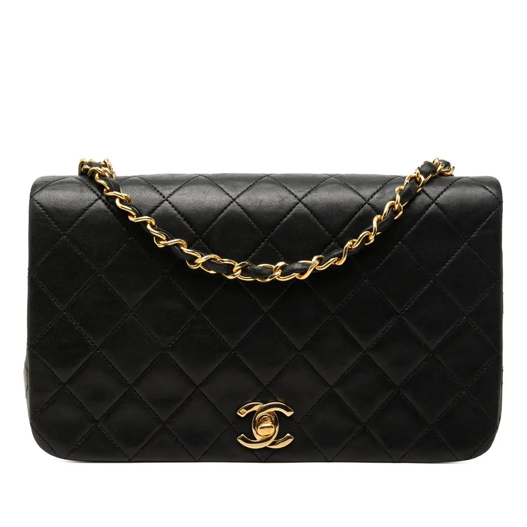 Chanel CC Quilted Lambskin Full Single Flap Black Leather Very good - Front View