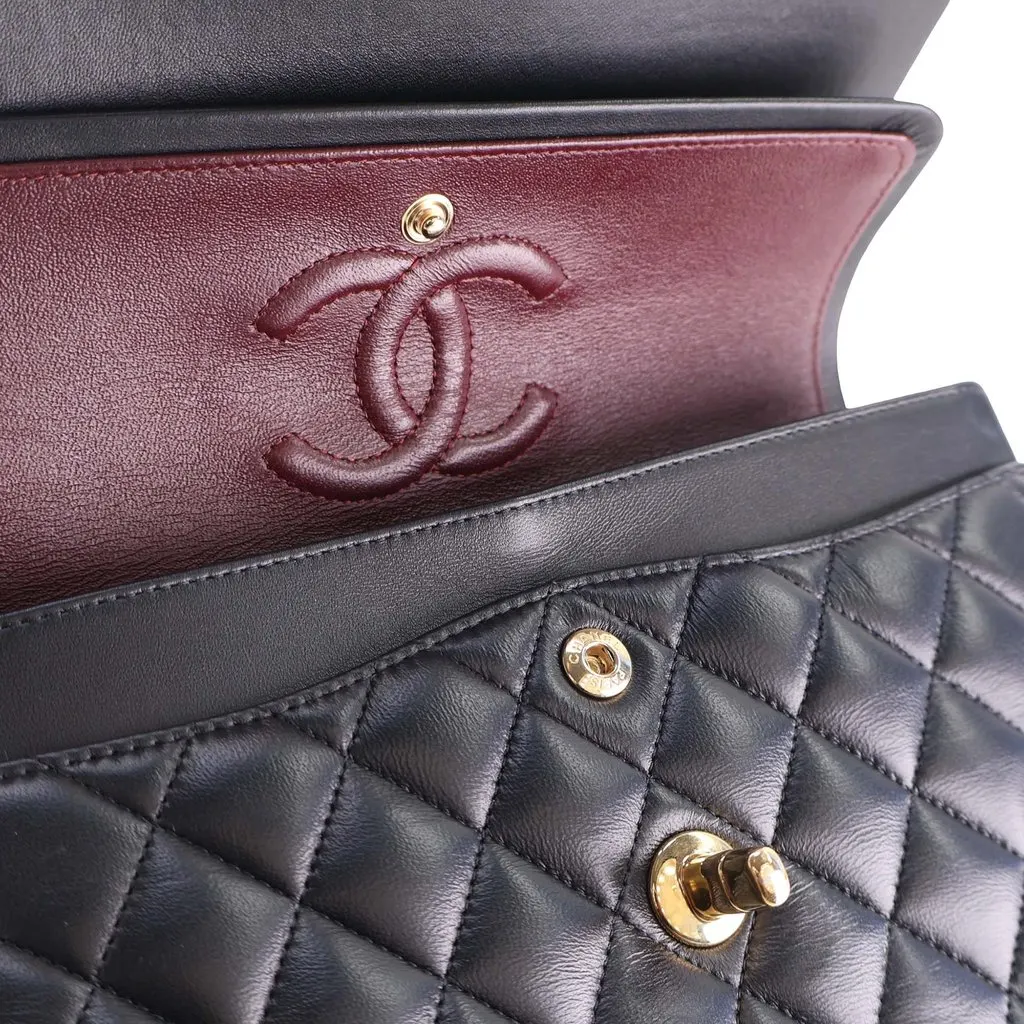 Chanel Small Classic Lambskin Double Flap Black Leather Very good - Model View