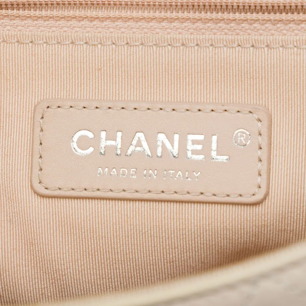 Chanel CC Quilted Crumpled Calfskin and Grosgrain Flap Brown Leather Very good - Box View