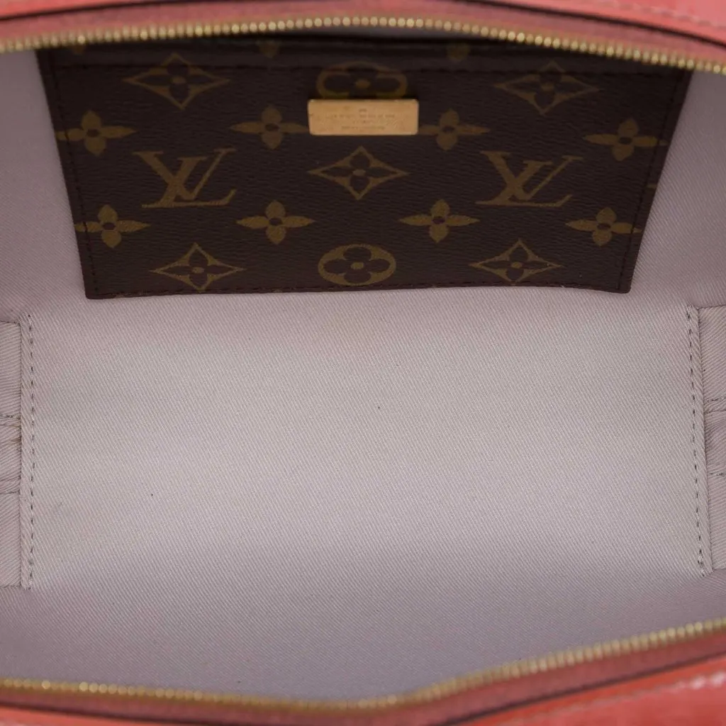 Louis Vuitton Vernis Miroir Venice Pink Leather Very good - Model View