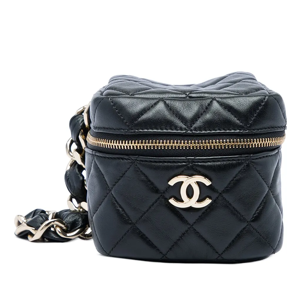 Chanel CC Quilted Lambskin Cube Wristlet Vanity Case Black Leather Very good - Front View