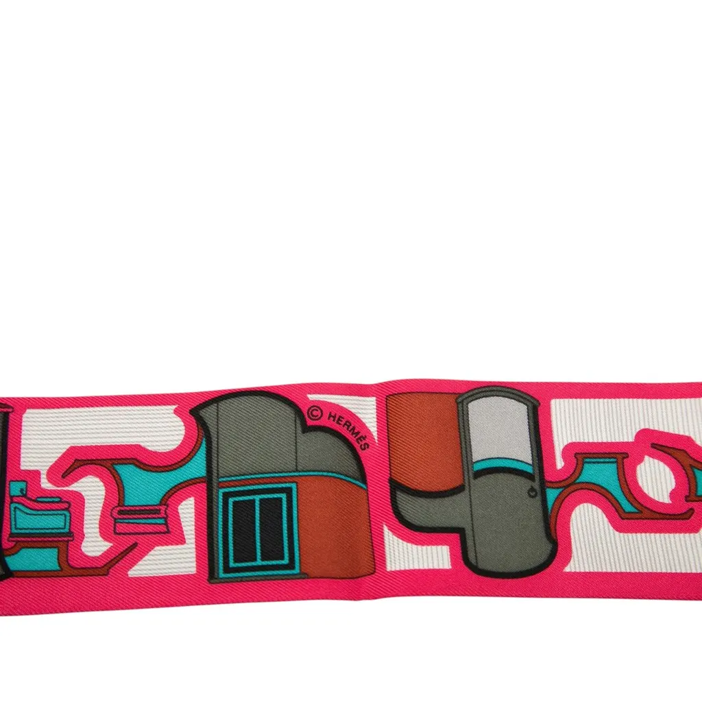 Hermès Les Coupes Silk Twilly Scarf Pink Never worn - Model View