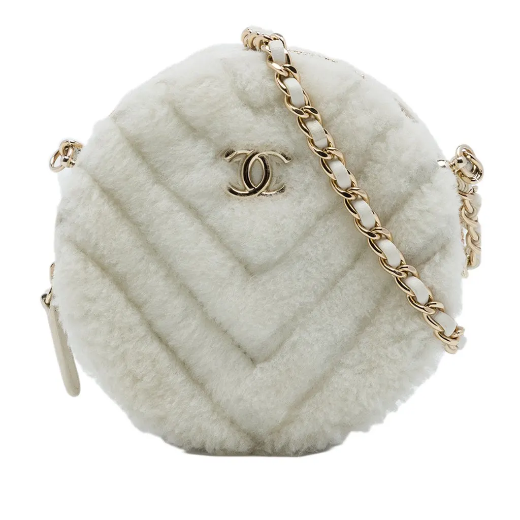 Chanel CC Chevron Shearling Round Clutch with Chain White Very good - Front View