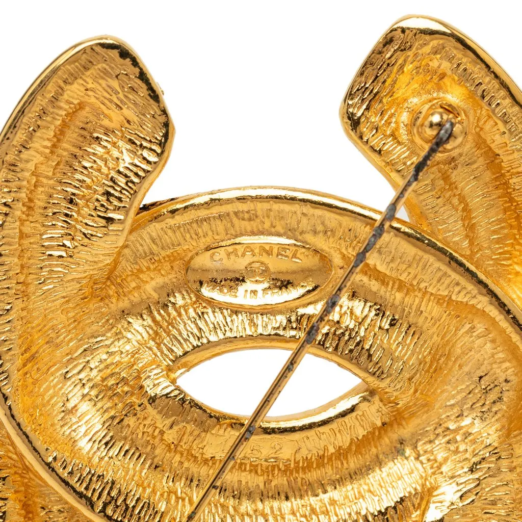 Chanel CC Gold Plated Quilted Brooch Gold Metal Very good - Inside View