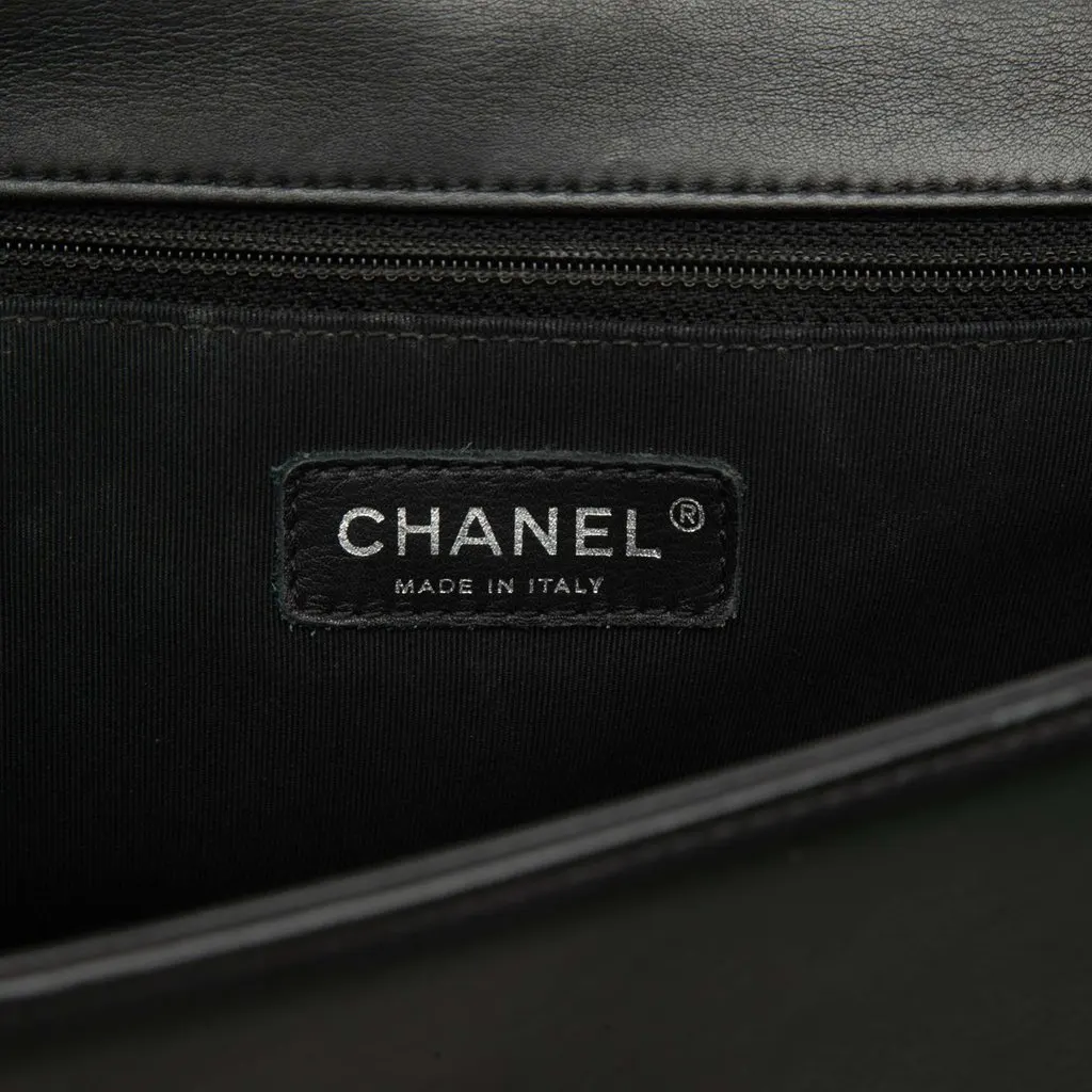 Chanel Large Quilted Lambskin Boy Flap Black Leather Very good - Box View