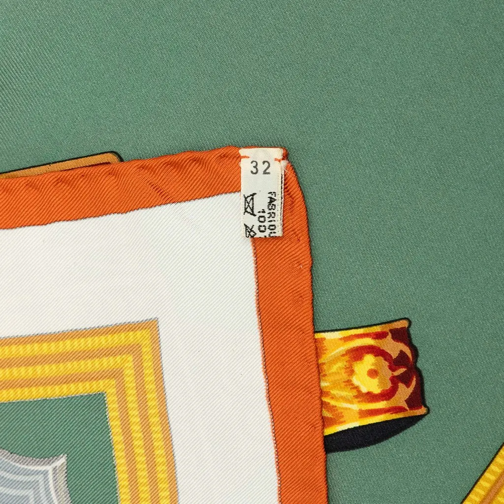 Hermès Cavaliers Ottomans Silk Scarf 90 White Silk Very good - Inside View