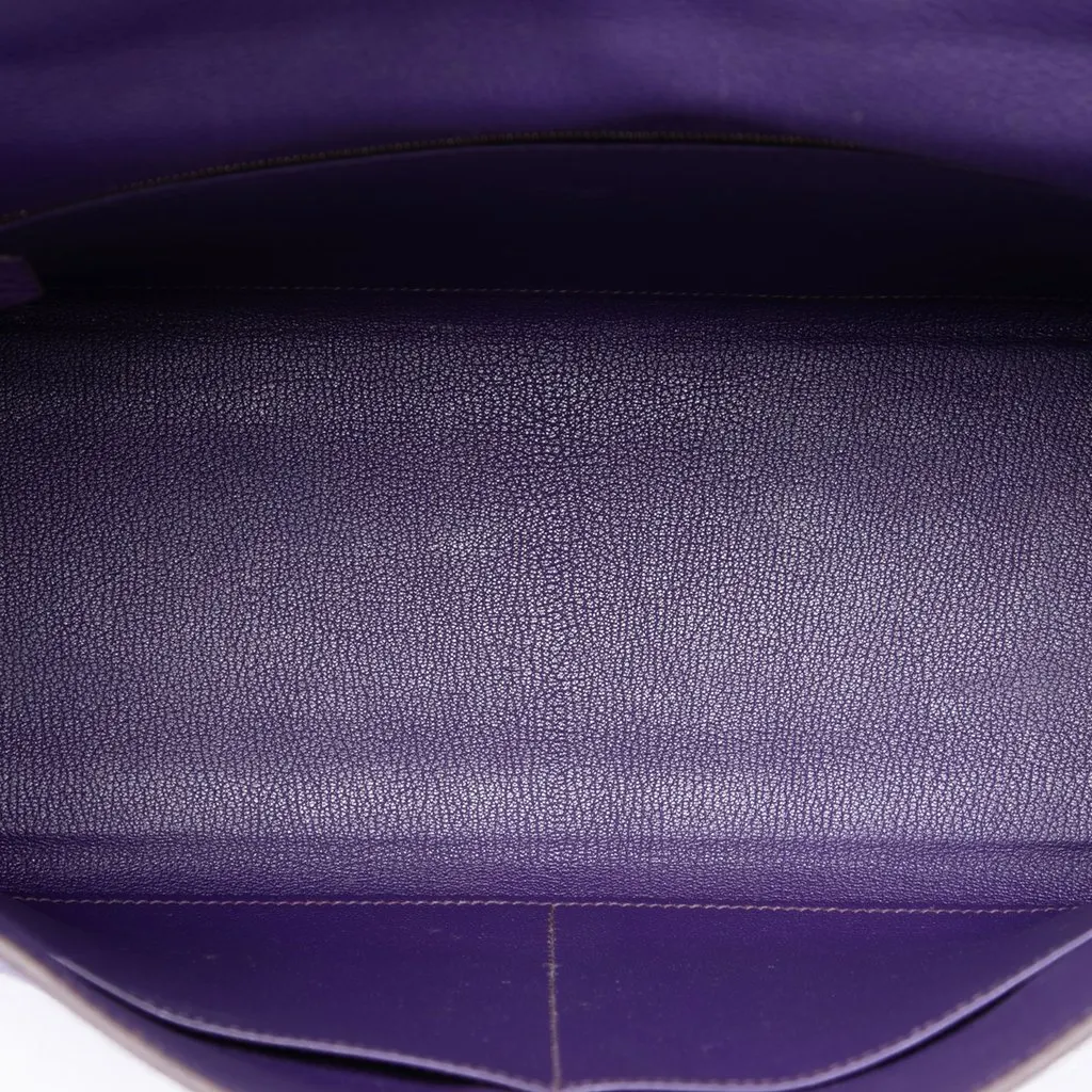 Hermès Togo Kelly II Retourne 35 Purple Leather Good - Model View