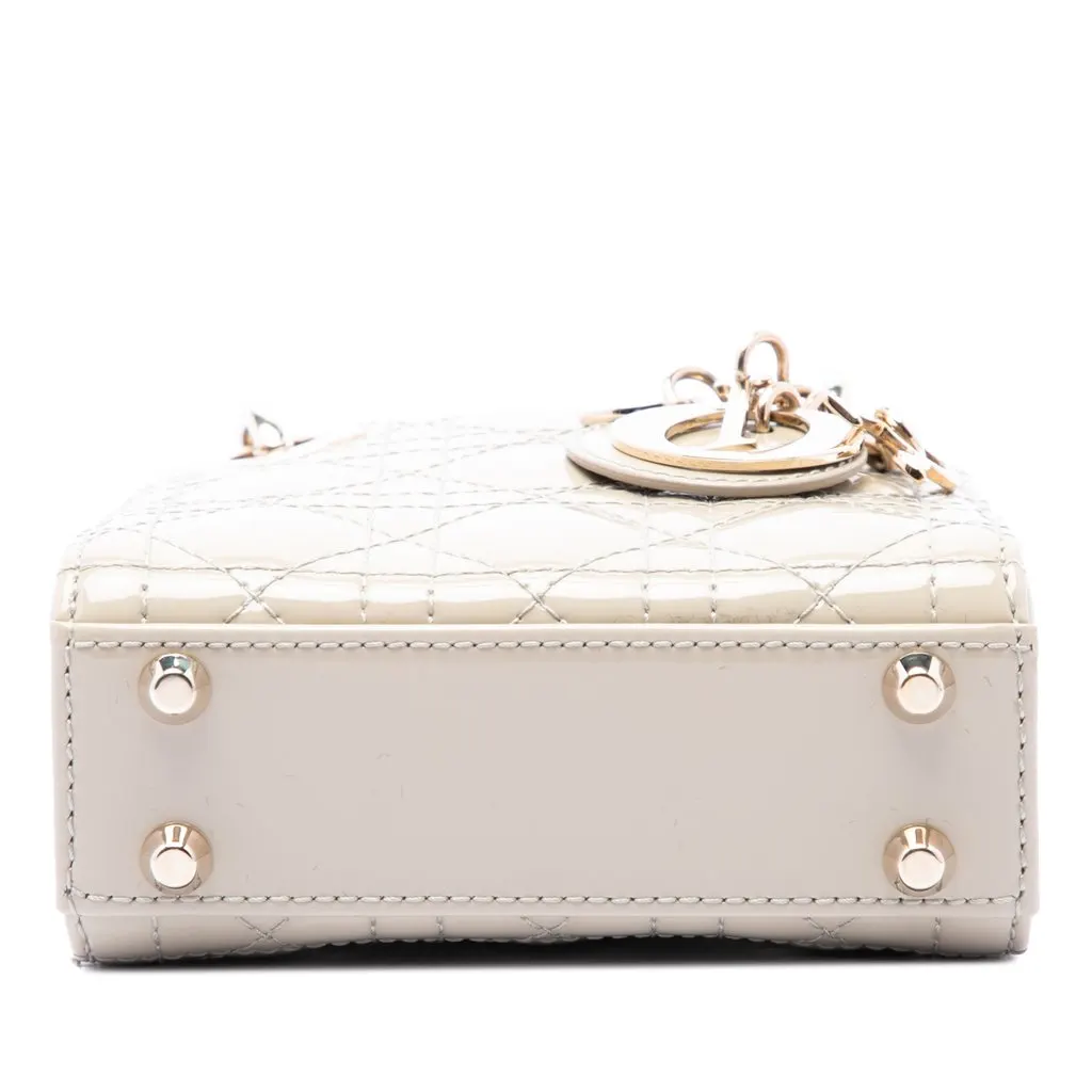 Dior Micro Patent Cannage Lady Dior Beige Leather Very good - Inside View