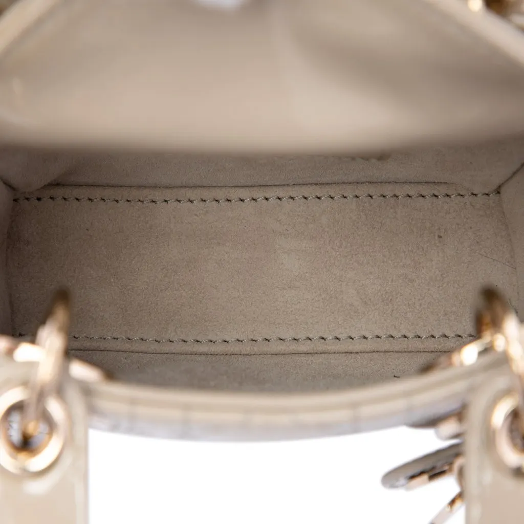 Dior Micro Patent Cannage Lady Dior Beige Leather Very good - Model View