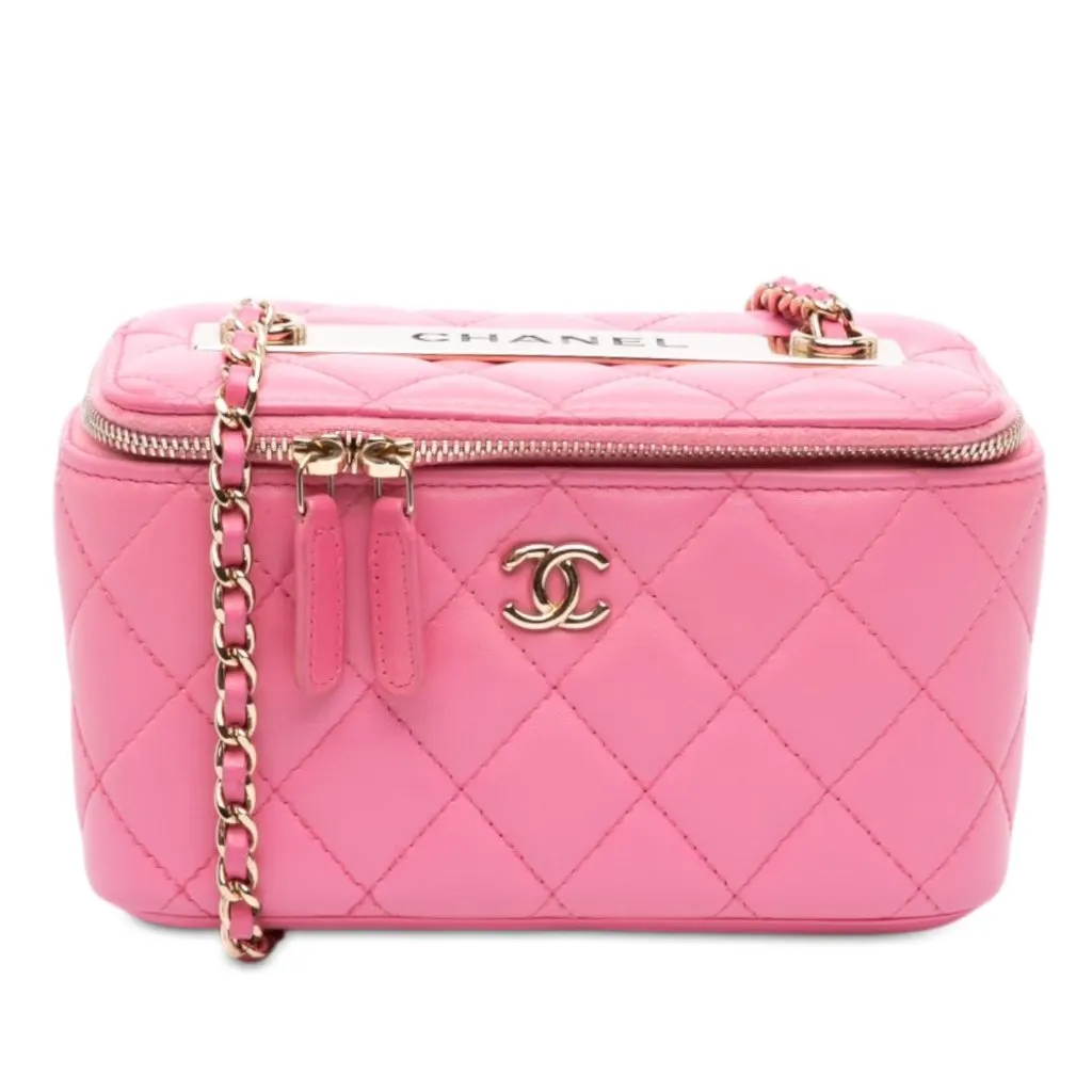 Chanel Small Quilted Lambskin Trendy CC Vanity Case with Chain Pink Leather Very good - Front View