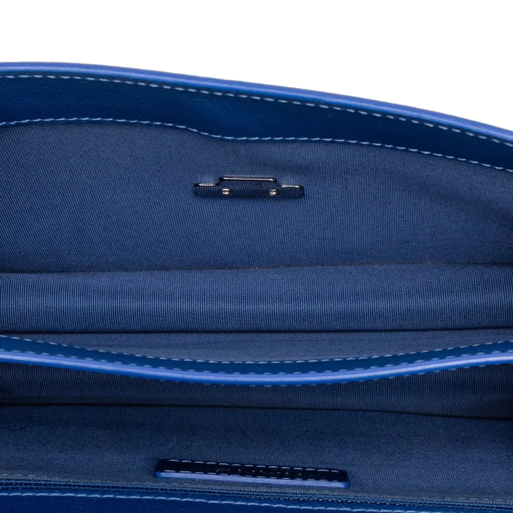 Chanel Small CC Caviar Box Urban Companion Flap Blue Leather Very good - Model View