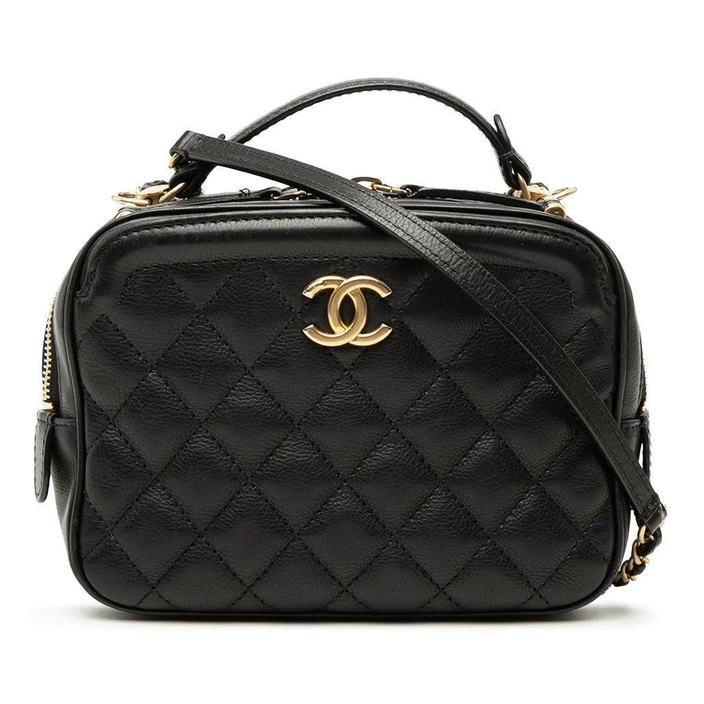 Chanel Small CC Quilted Lambskin Top Handle Vanity Case with Chain Black Leather Very good - Front View