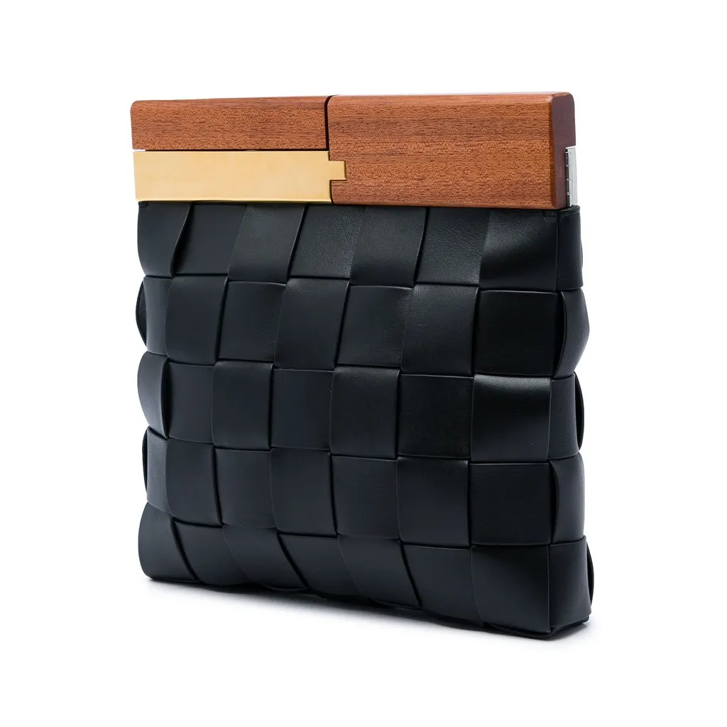 Bottega Veneta Lambskin Maxi Intrecciato The Snap Clutch Black Leather Very good - Back View