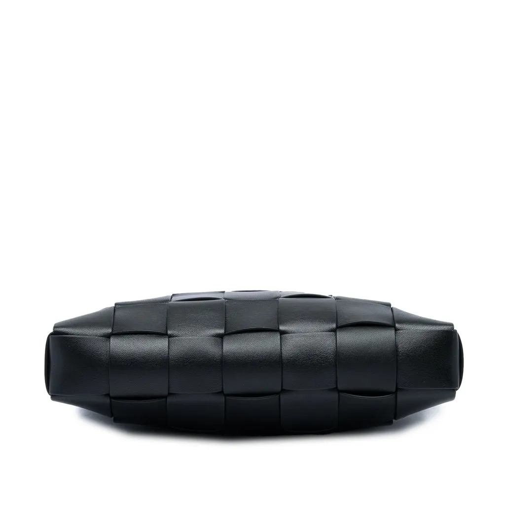 Bottega Veneta Lambskin Maxi Intrecciato The Snap Clutch Black Leather Very good - Inside View